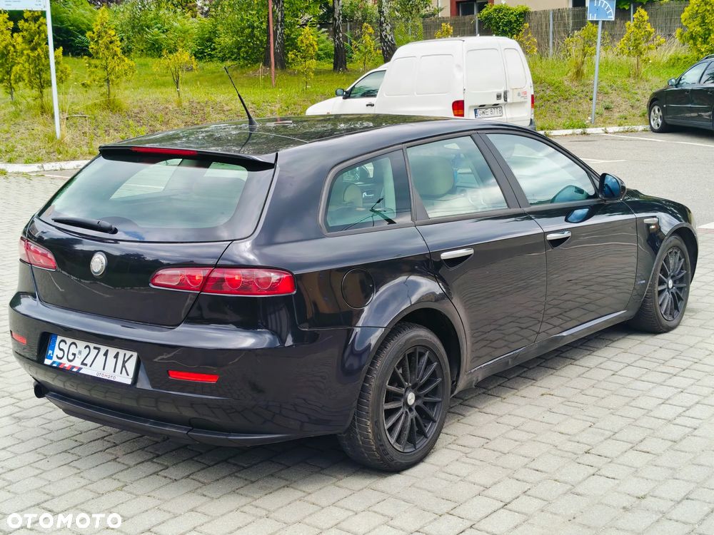 Alfa Romeo 159 1.9 JTDM 8V DPF - 12