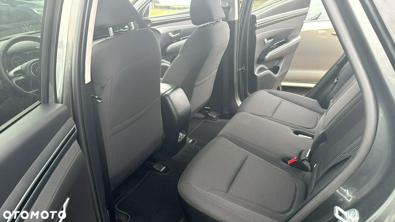 Hyundai Tucson - 16
