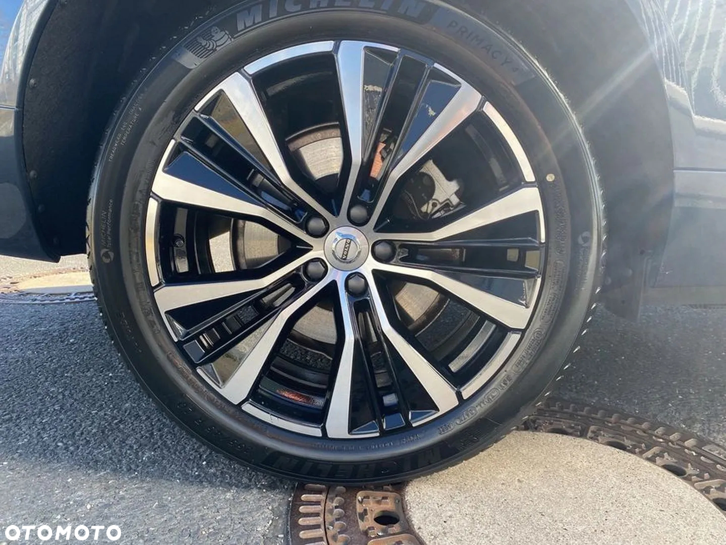 Volvo XC 60 B4 B Plus Dark - 6