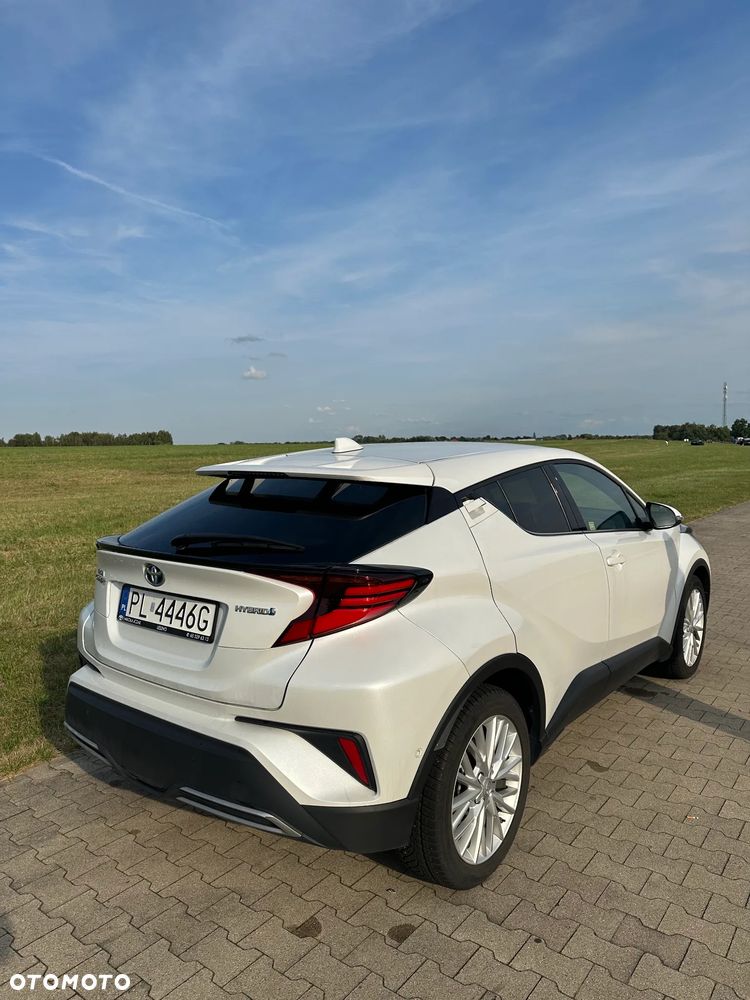 Toyota C-HR 2.0 Hybrid Executive - 3