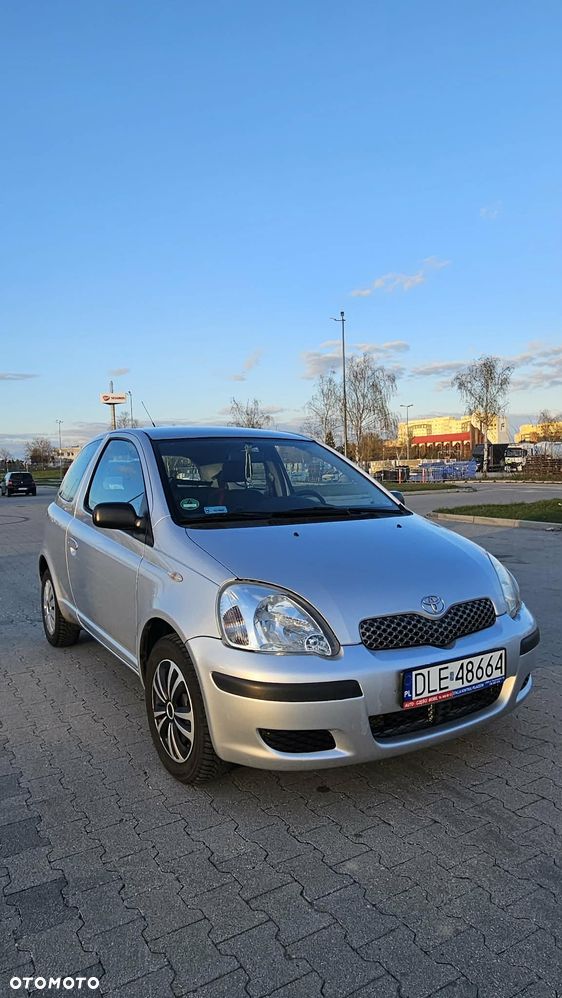 Toyota Yaris - 2