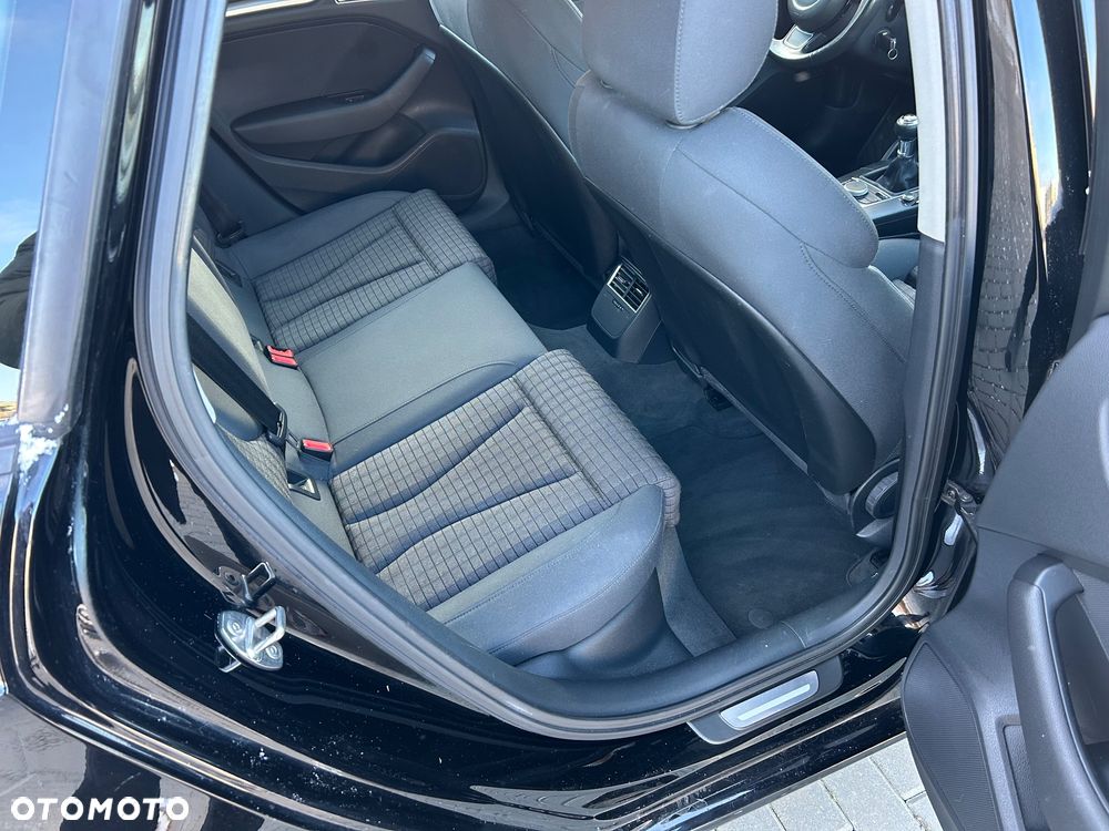 Audi A3 Sportback 1.8 TFSI S line Sportpaket - 20