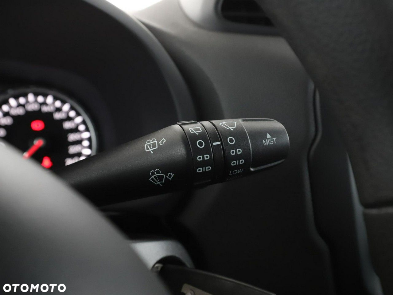 Jeep Renegade 1.6 E-TorQ Sport FWD - 28