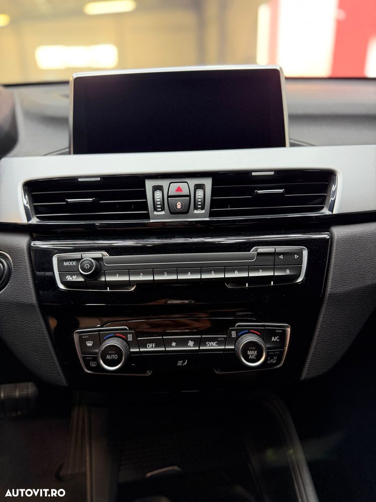 BMW X1 xDrive20d AT - 13