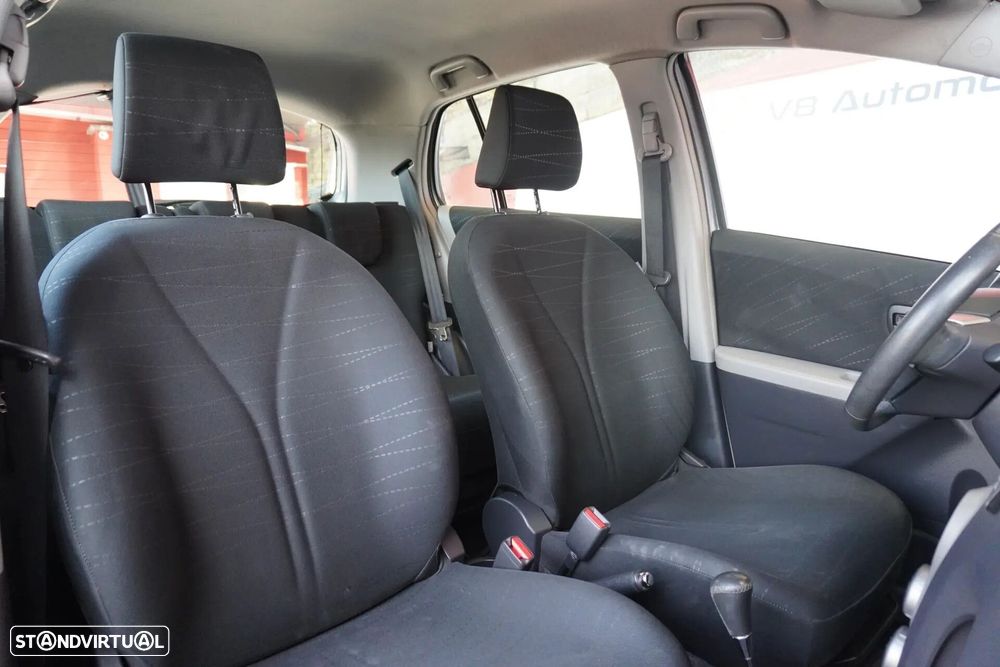 Toyota Yaris 1.0 VVT-i Sol High Pack MMT - 13