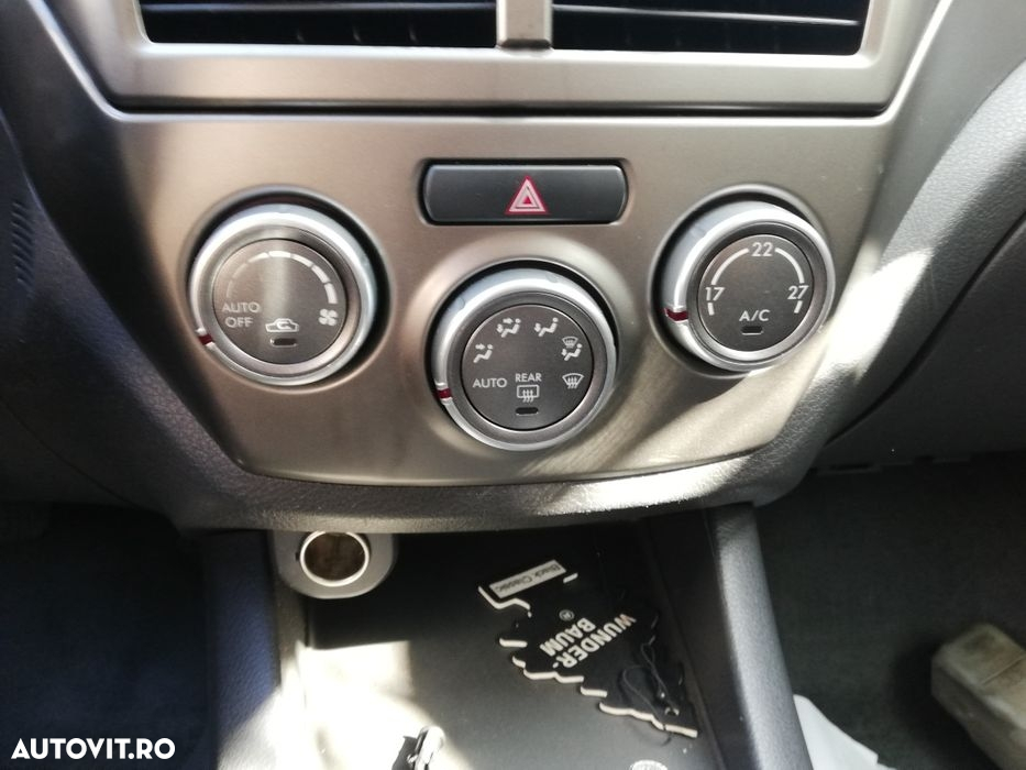 Scaune banchete încălzite cd player modul clima Subaru impreza plafon - 4