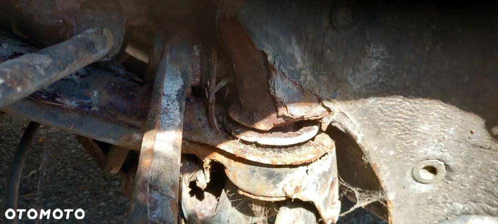 Mercedes-Benz W124 (1984-1993) - 15