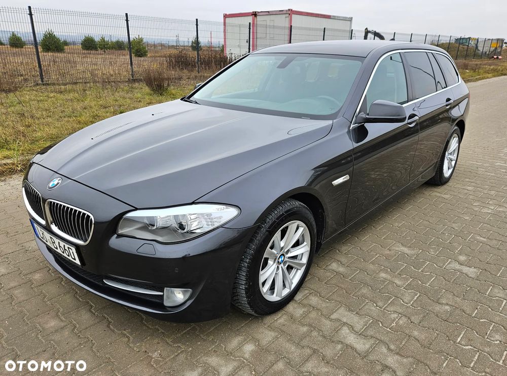 BMW Seria 5 520d Sport-Aut - 11