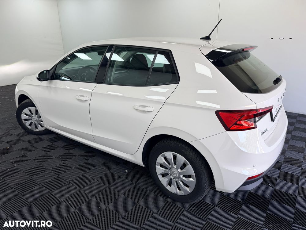 SKODA Fabia 2022 — imagine 8