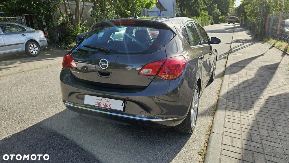 Opel Astra 1.6 Color Edition - 12