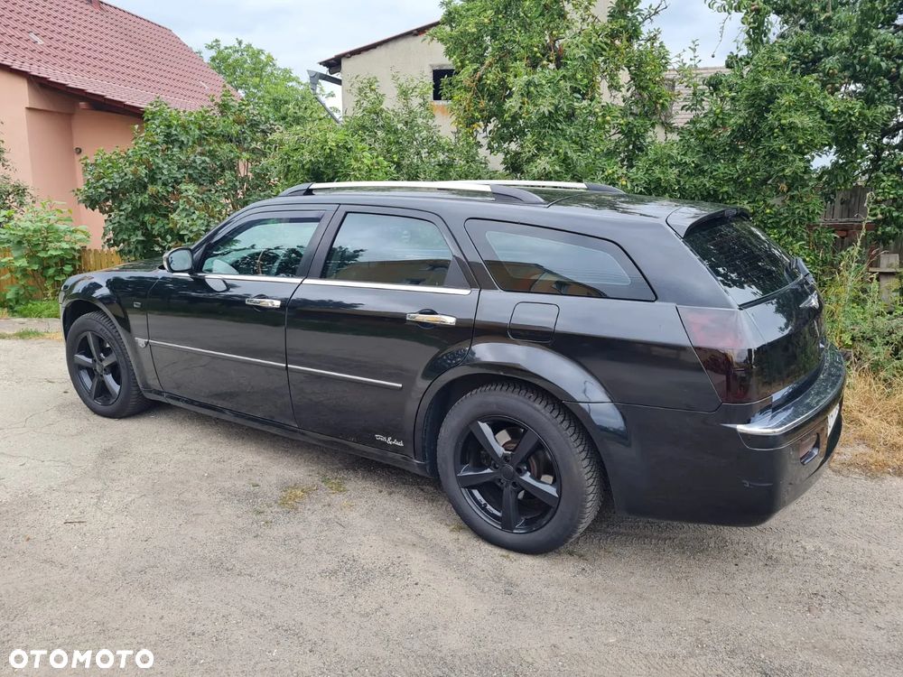 Chrysler 300C - 5