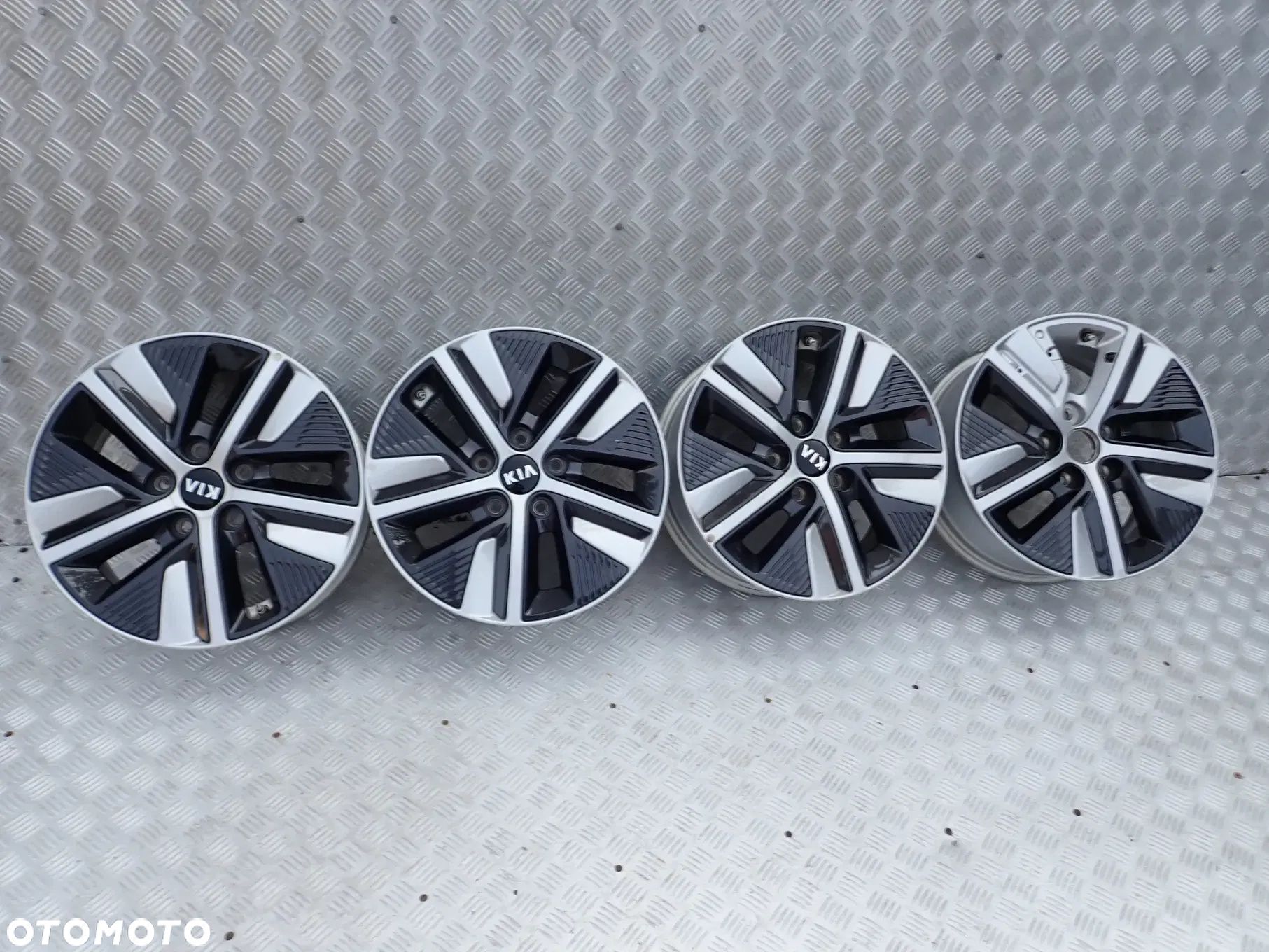FELGI ALUMINIOWE KIA NIRO 6,5JX16 ET 45 5X114,3 52910-G5500 - 1
