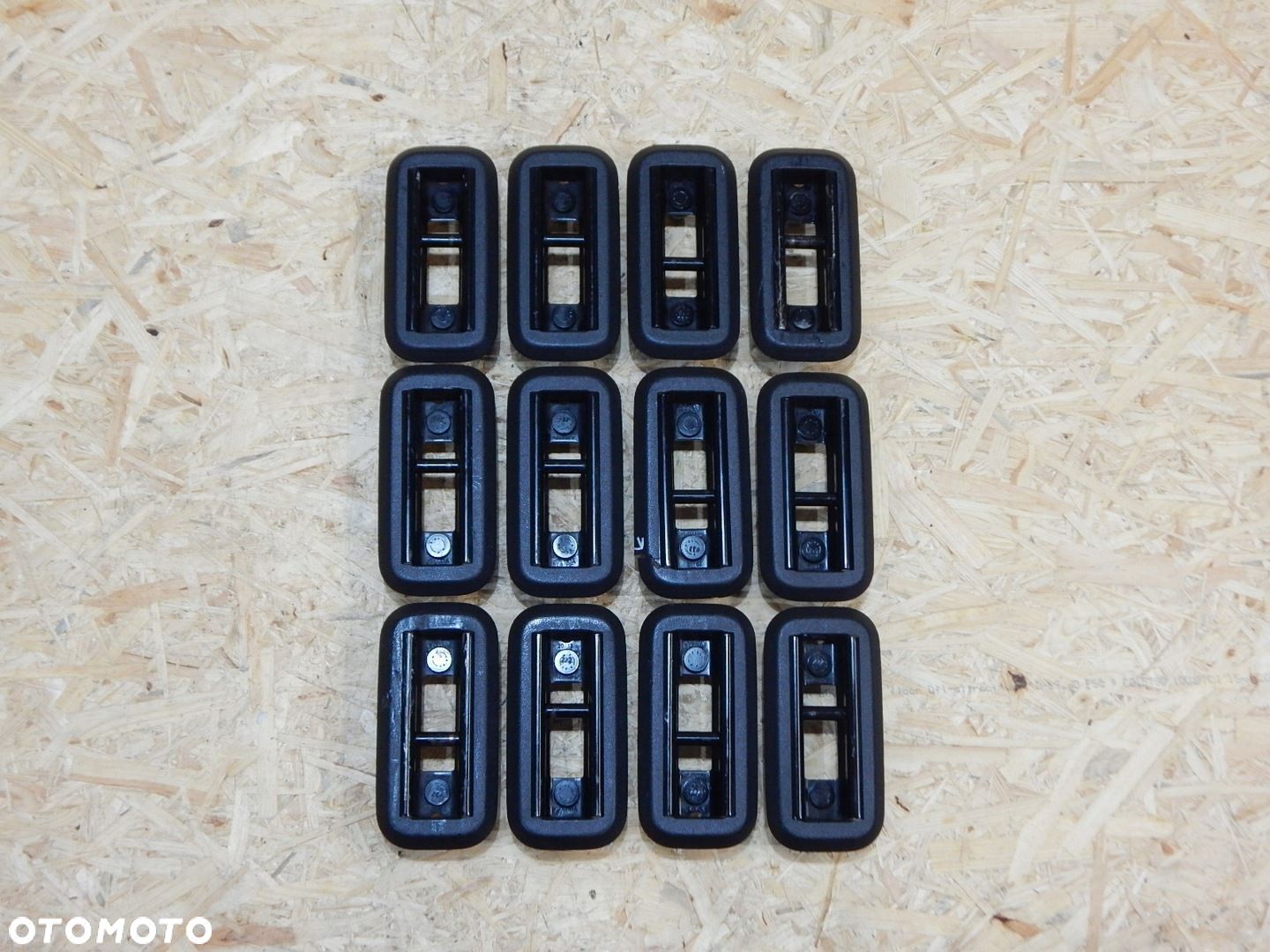 VW T5 LIFT T6 mocowanie zaczep fotela kanapy KOMPLET 7H0883873F - 1