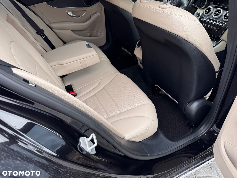 Mercedes-Benz Klasa C 200 (BlueTEC) d Exclusive - 22