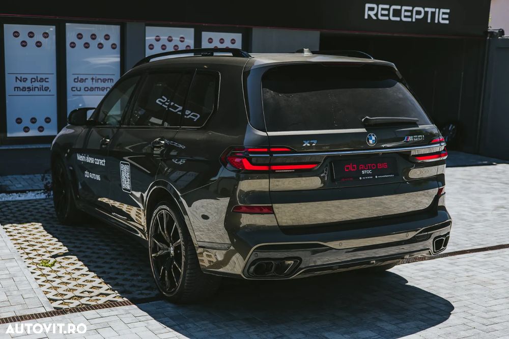 BMW X7 M60i xDrive AT MHEV - 10