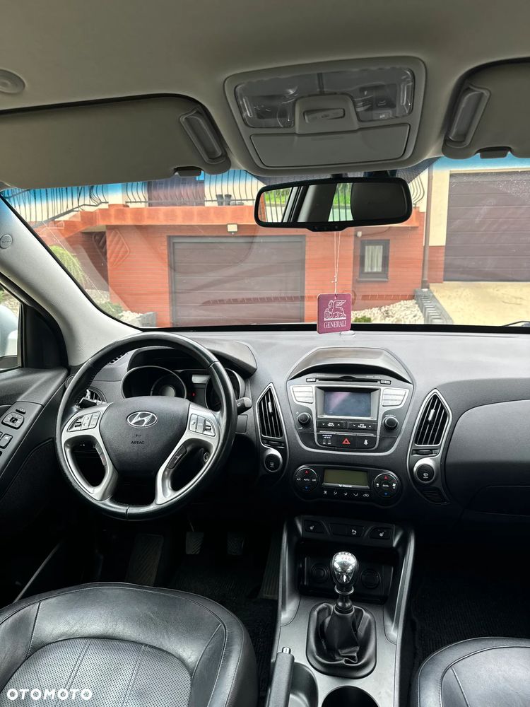 Hyundai ix35 2.0 CRDi 4WD Premium - 12