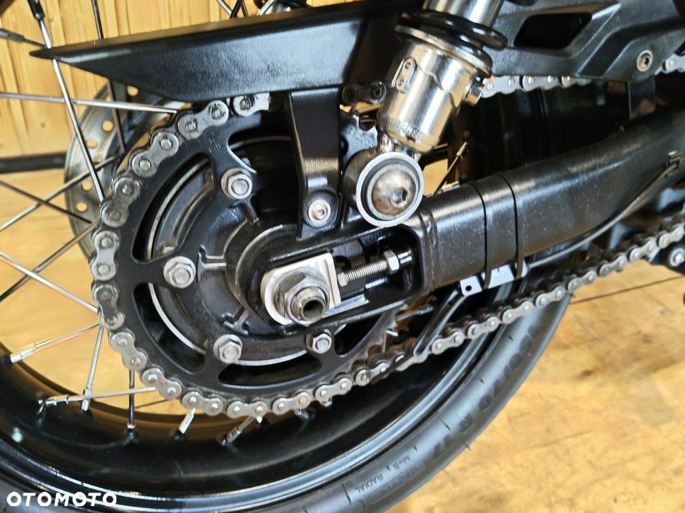 Triumph Scrambler - 7