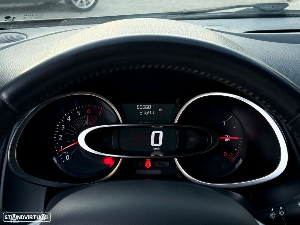Renault Clio 0.9 TCE Limited - 10