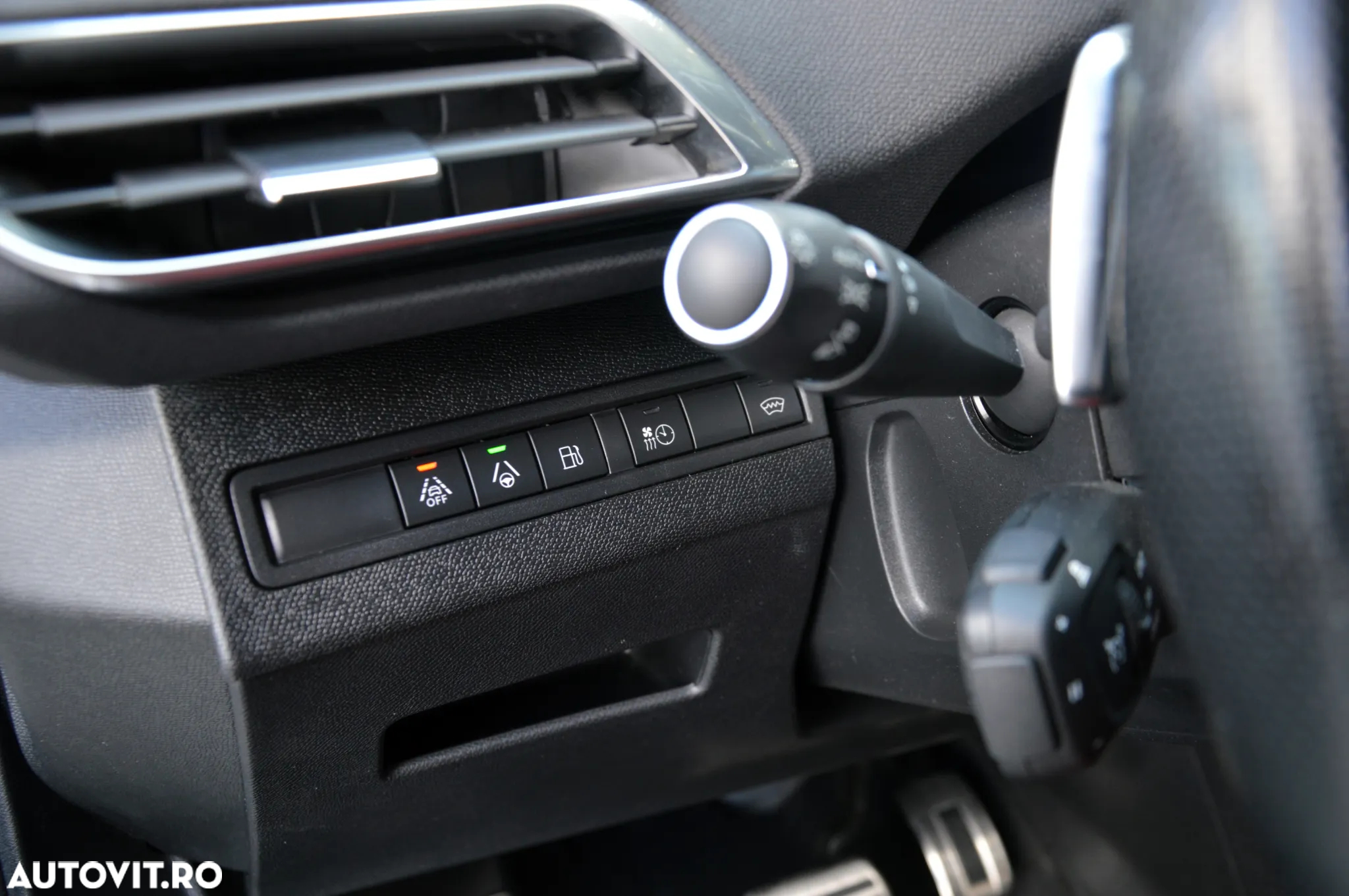 Peugeot 3008 Plug-In Hybrid 225 e-EAT8 GT - 14