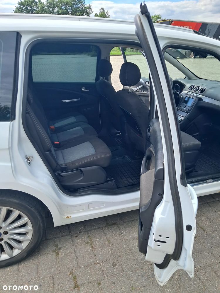 Ford Galaxy 2.0 TDCi Ghia - 16