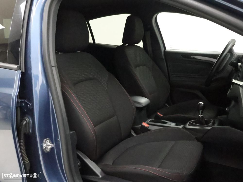 Ford Focus 1.0 EcoBoost MHEV ST-Line - 27