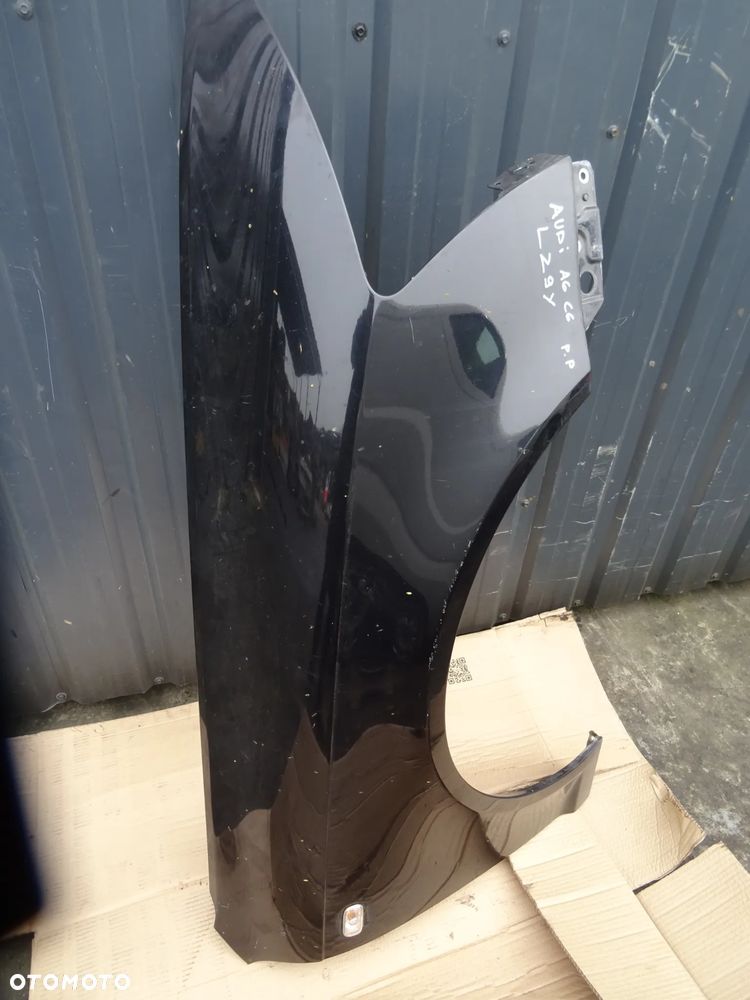 Audi A6C6 (LZ9Y) błotnik prawy przód - 2