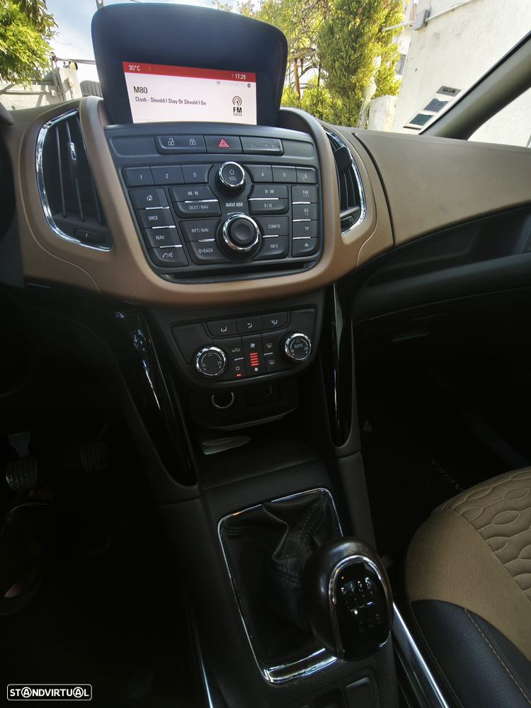 Opel Zafira 1.6 CDTi Cosmo - 26