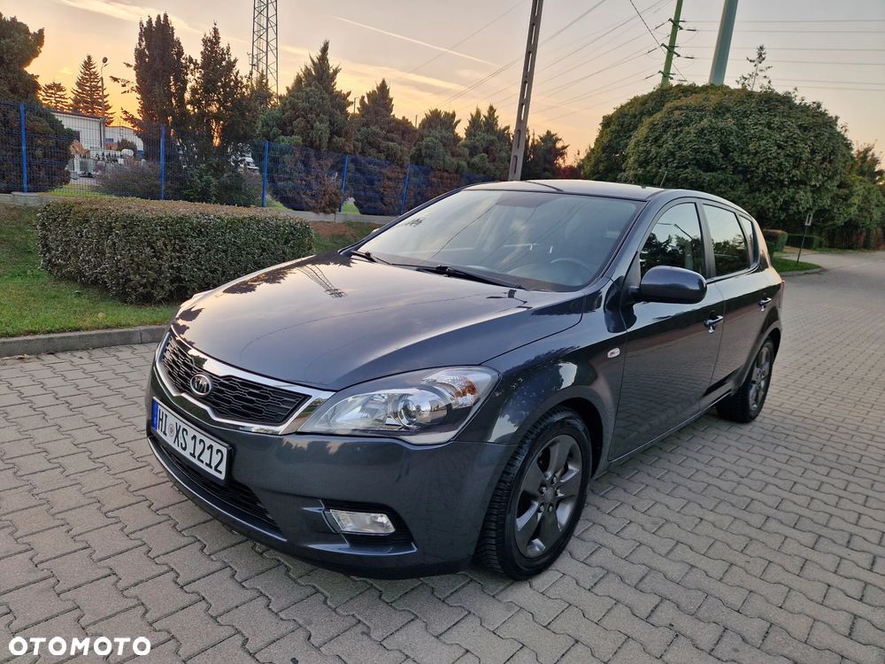 Kia Ceed - 20