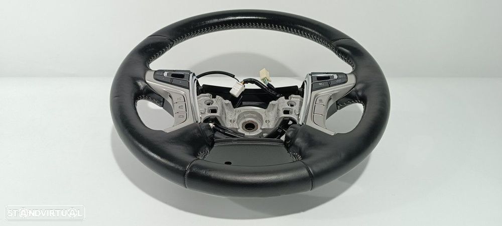 VOLANTE MITSUBISHI OUTLANDER (GF0) PHEV KAITEKI 4WD - 6