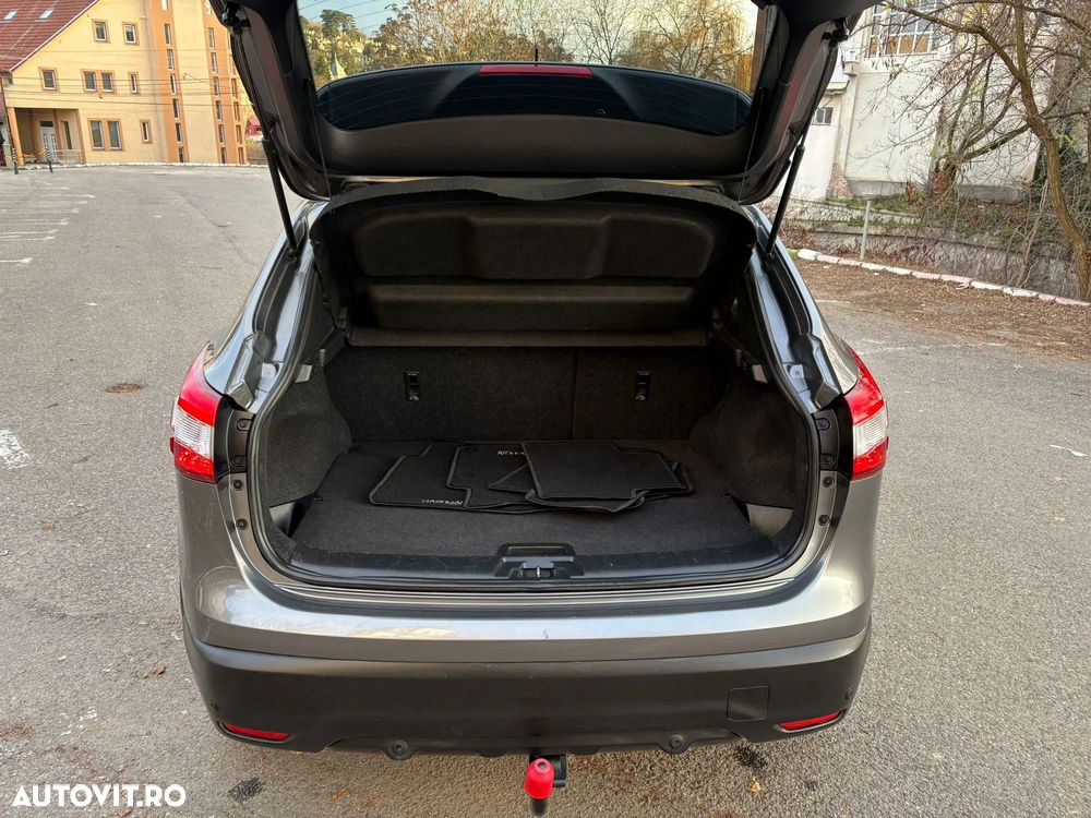 Nissan Qashqai 1.6 DCI ALL-MODE 4x4i TEKNA+ - 16