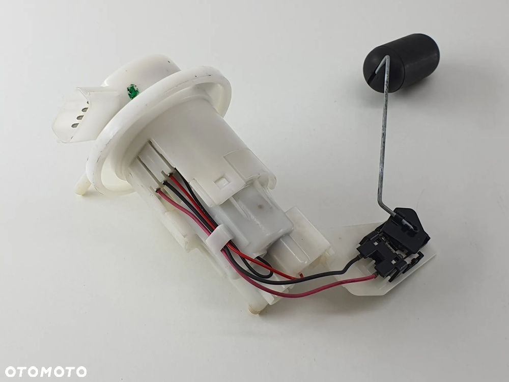 SUZUKI GSX-S 125 POMPA PALIWA PALIWOWA - 5