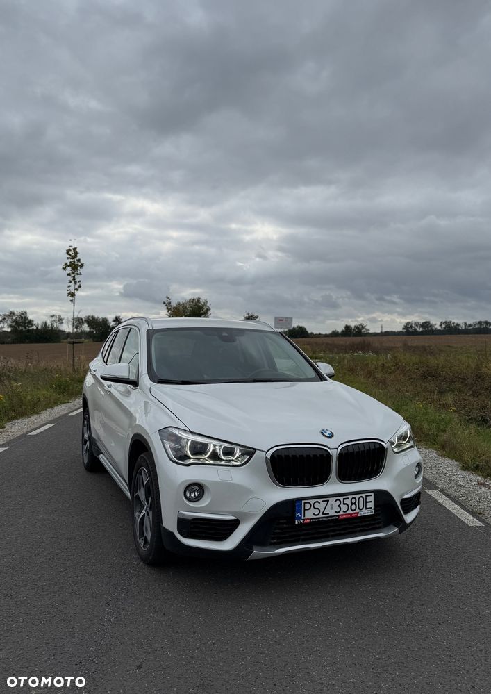 BMW X1 sDrive20d Sport Line - 3
