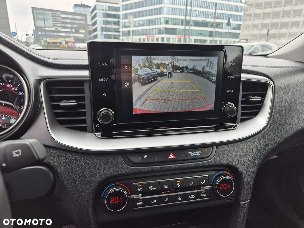 Kia Ceed 1.5 T-GDI M DCT - 31