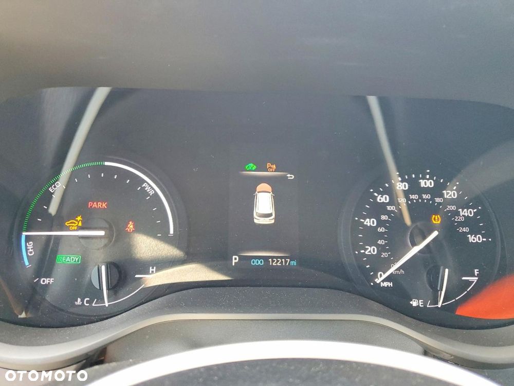 Toyota Sienna - 11