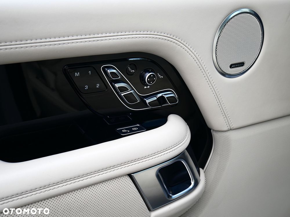 Land Rover Range Rover - 21