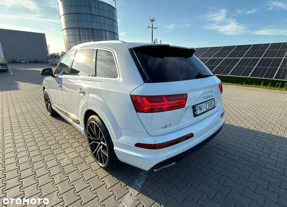 Audi Q7 - 3