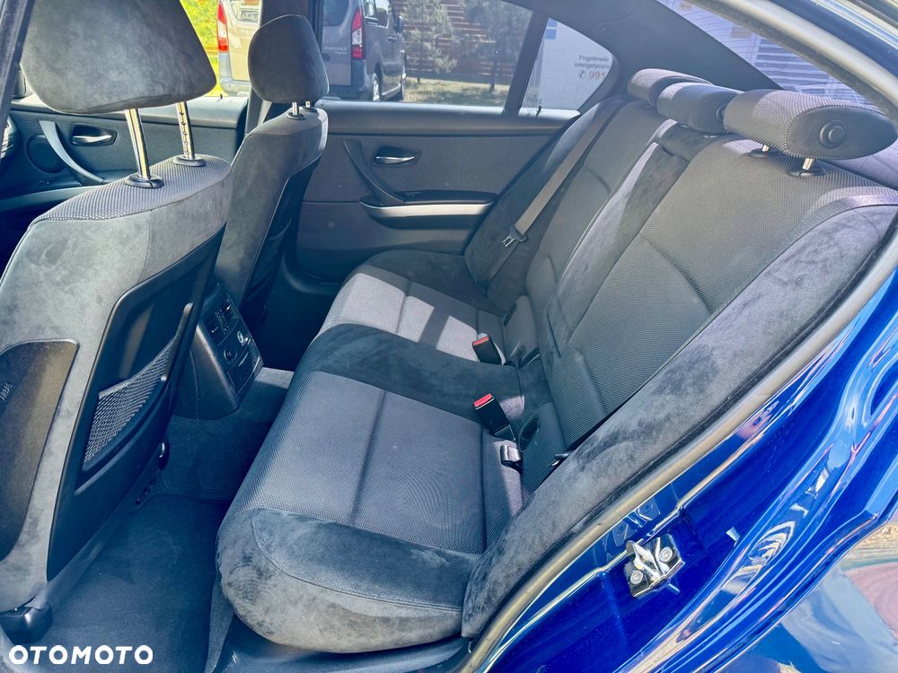 BMW Seria 3 - 21