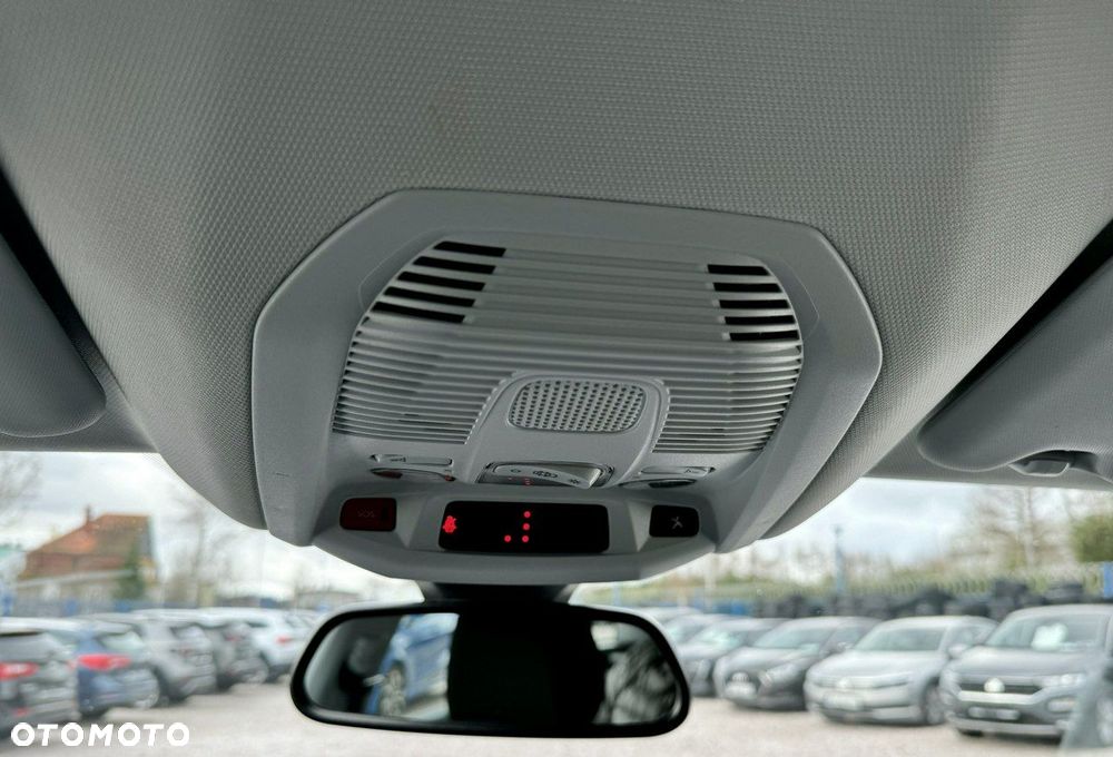 Peugeot 3008 1.2 PureTech Crossway S&S EAT6 - 19