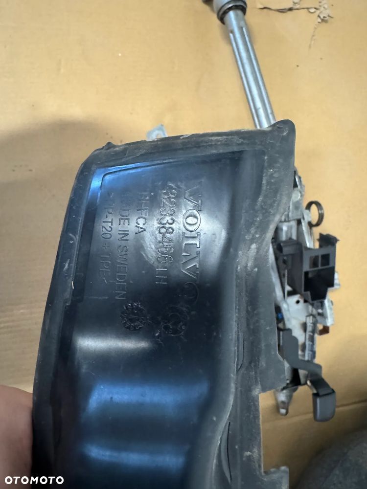 VOLVO XC60 XC 60 wspornik błotnika osłona podłogi kolumna kierownicza - 6