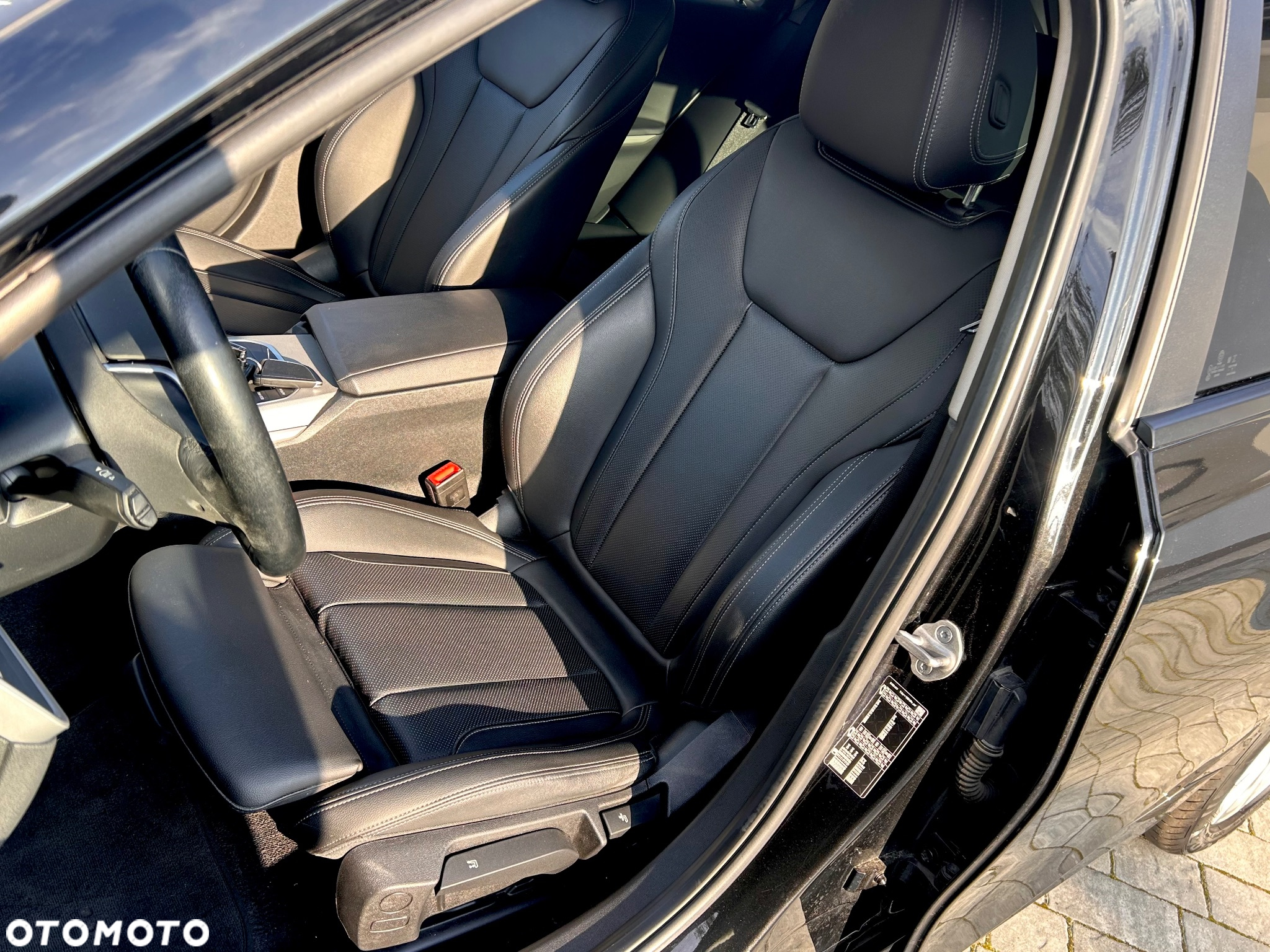 BMW Seria 3 318d Sport Line - 13