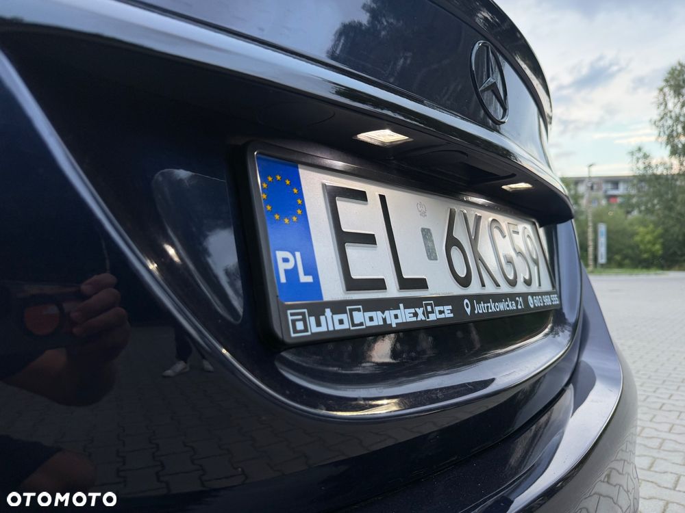 Mercedes-Benz Klasa C 300 7G-TRONIC - 18