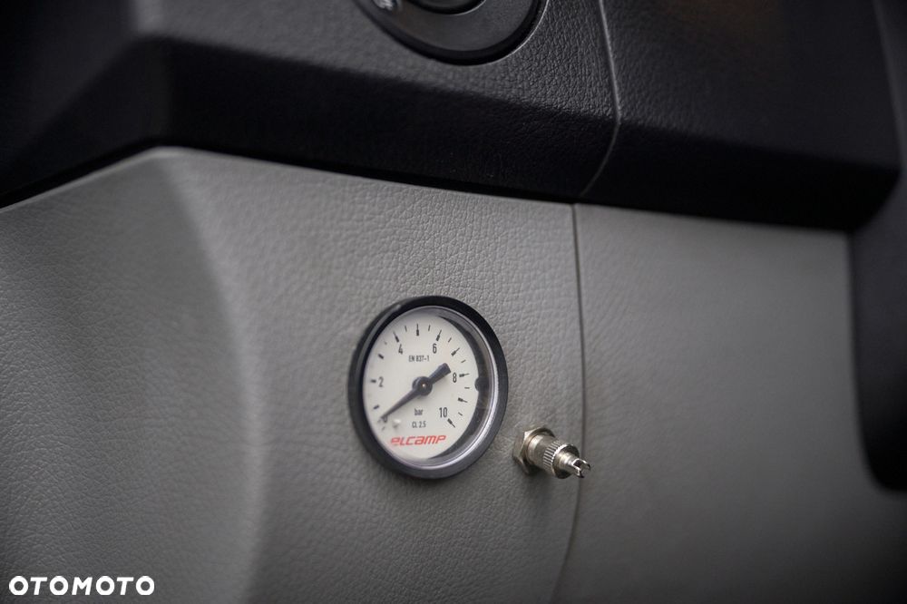 Mercedes-Benz SPRINTER - 33