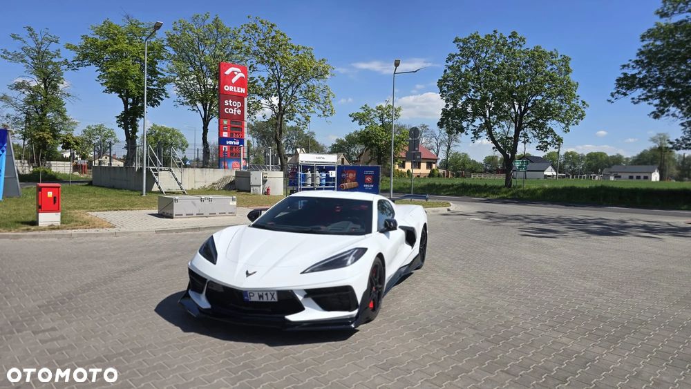 Chevrolet Corvette - 1