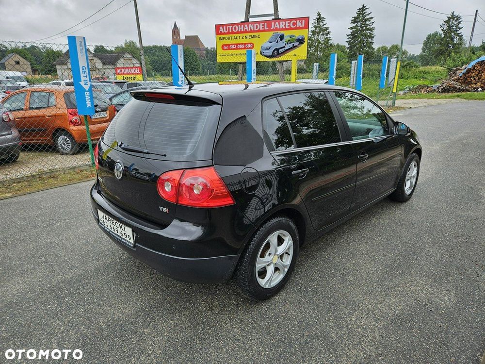 Volkswagen Golf - 4