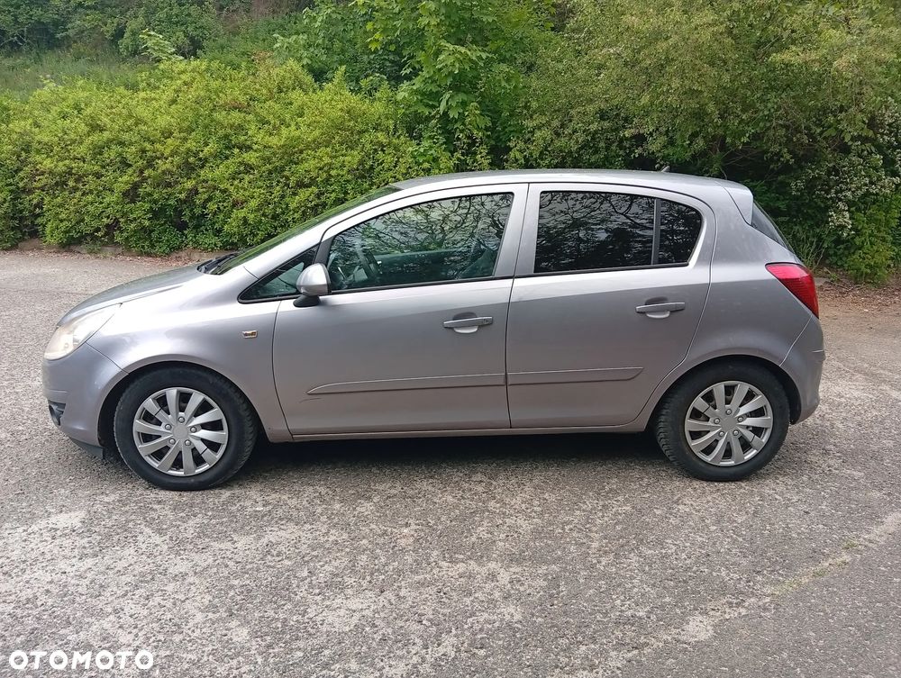 Opel Corsa 1.3 CDTI Essentia - 4