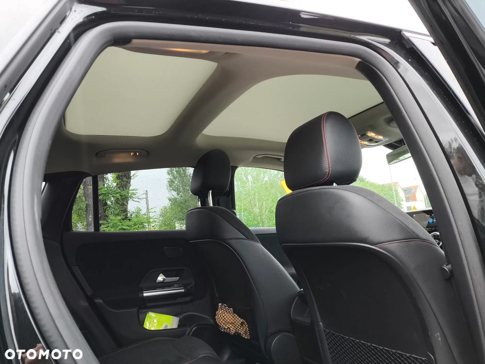 Mercedes-Benz GLA 250 4-Matic AMG Line - 14