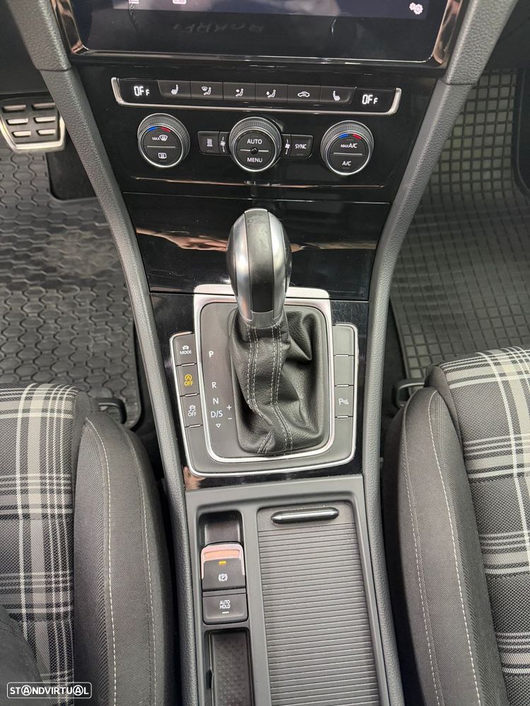 VW Golf 2.0 TDI GTD DSG - 11