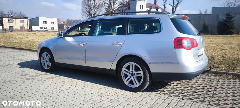 Volkswagen Passat 2.0 TDI Comfortline - 3