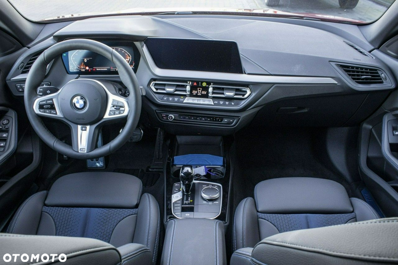 BMW Seria 2 218i - 10