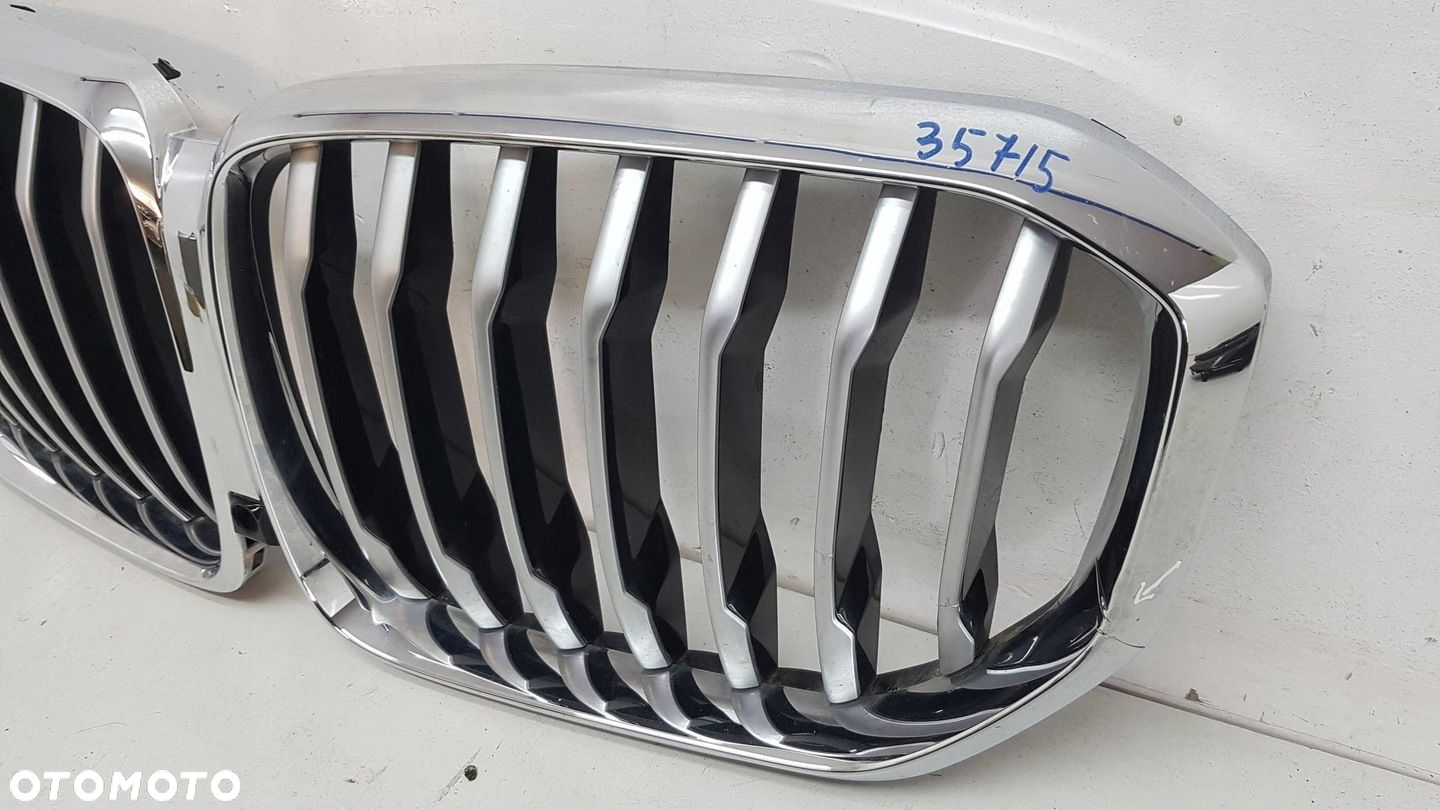 BMW X5 G05 GRILL ATRAPA NERKI - 3